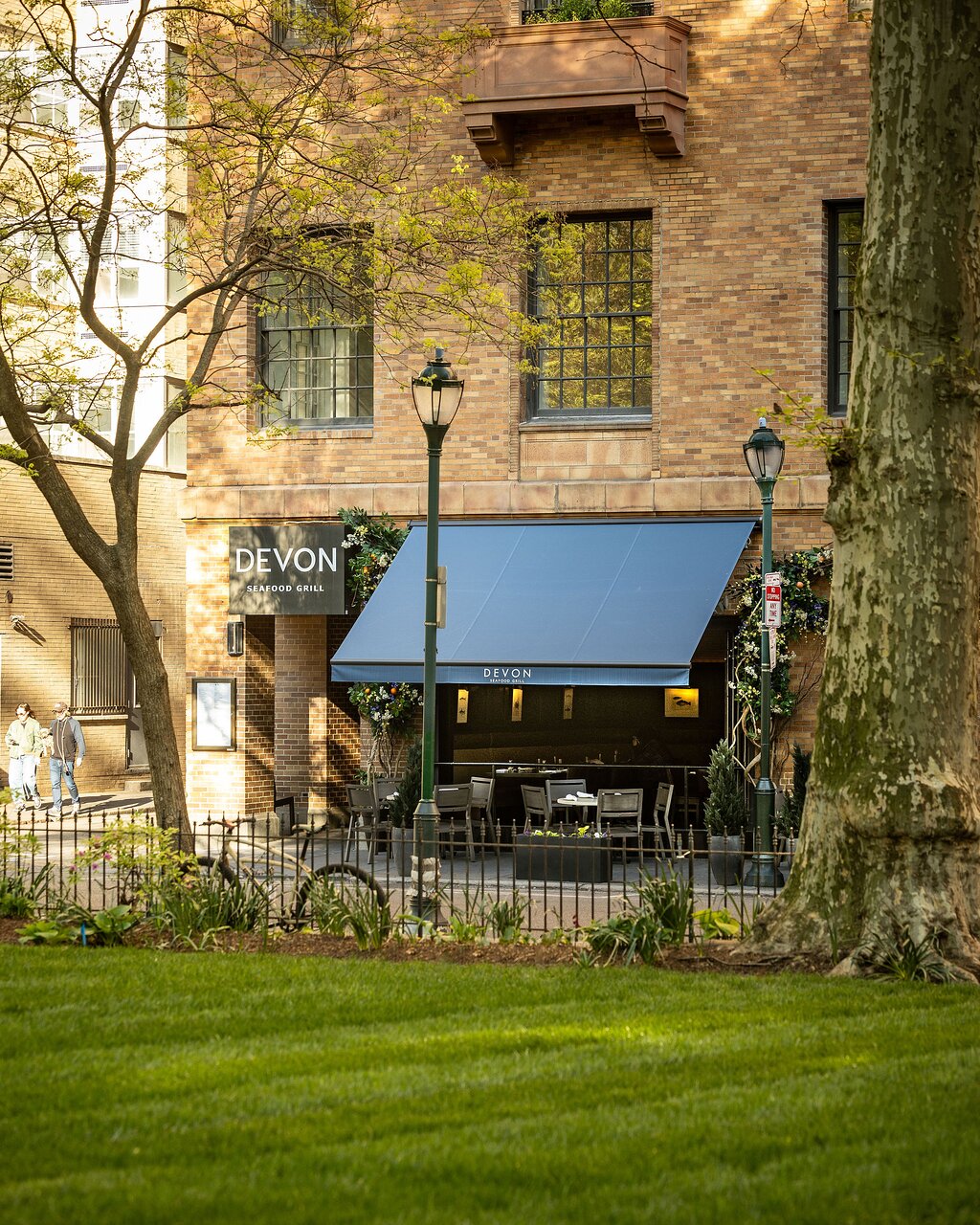 Devon Seafood Grill - Image 1