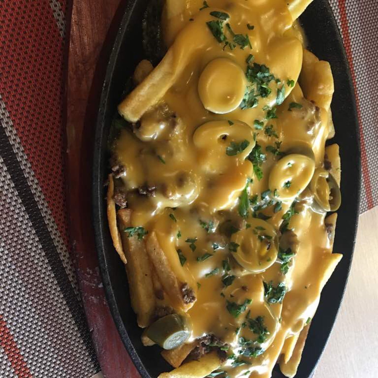 Hanno’s Restaurant - Image 1