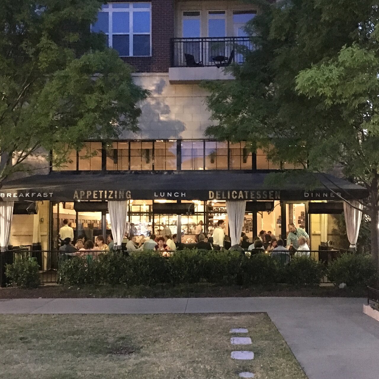 General Muir - Image 1