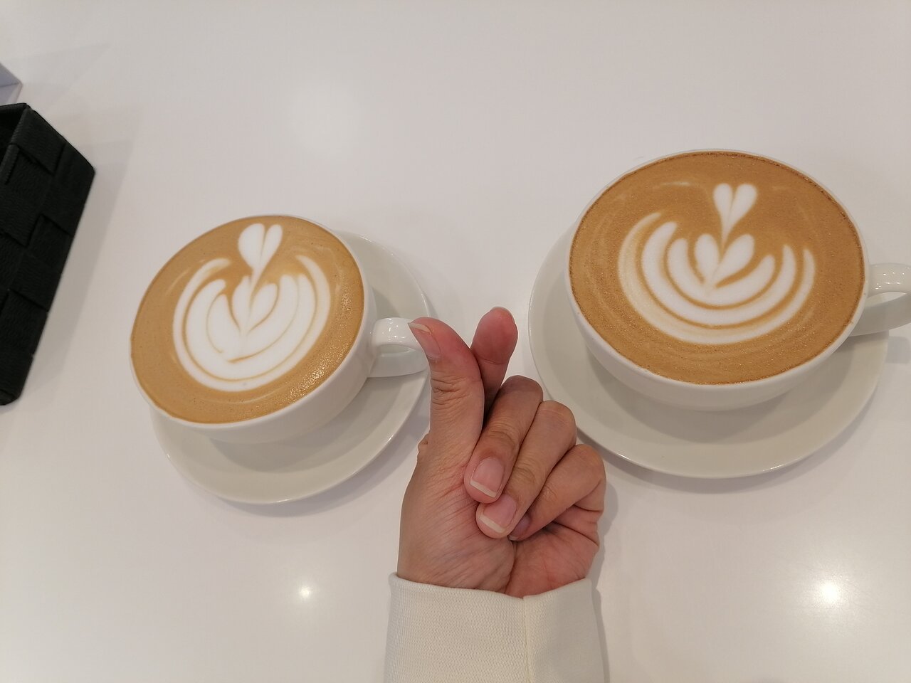  Fen Cafe & Restaurant - Image 1