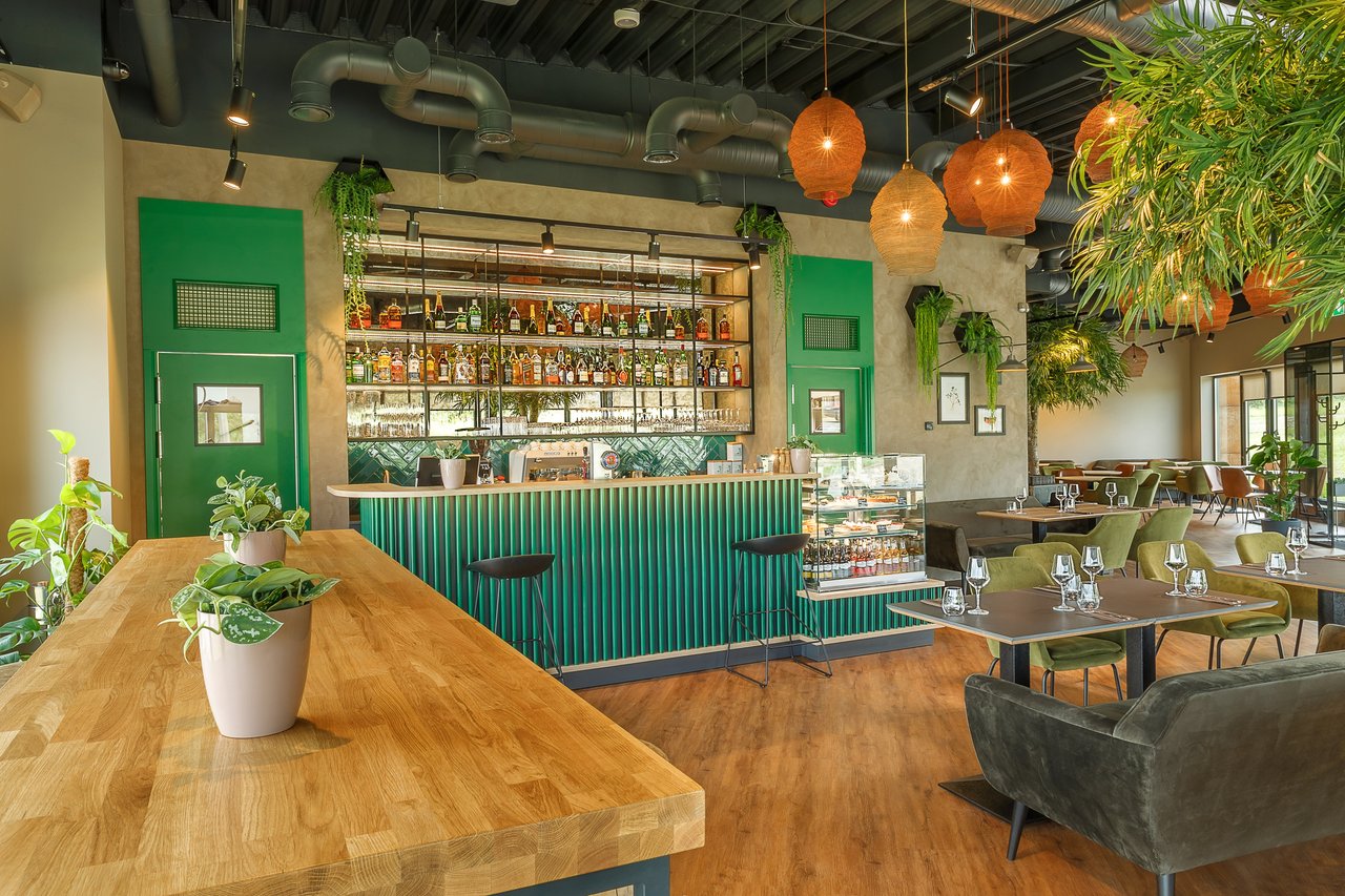  HÜGGE Resto - Image 1